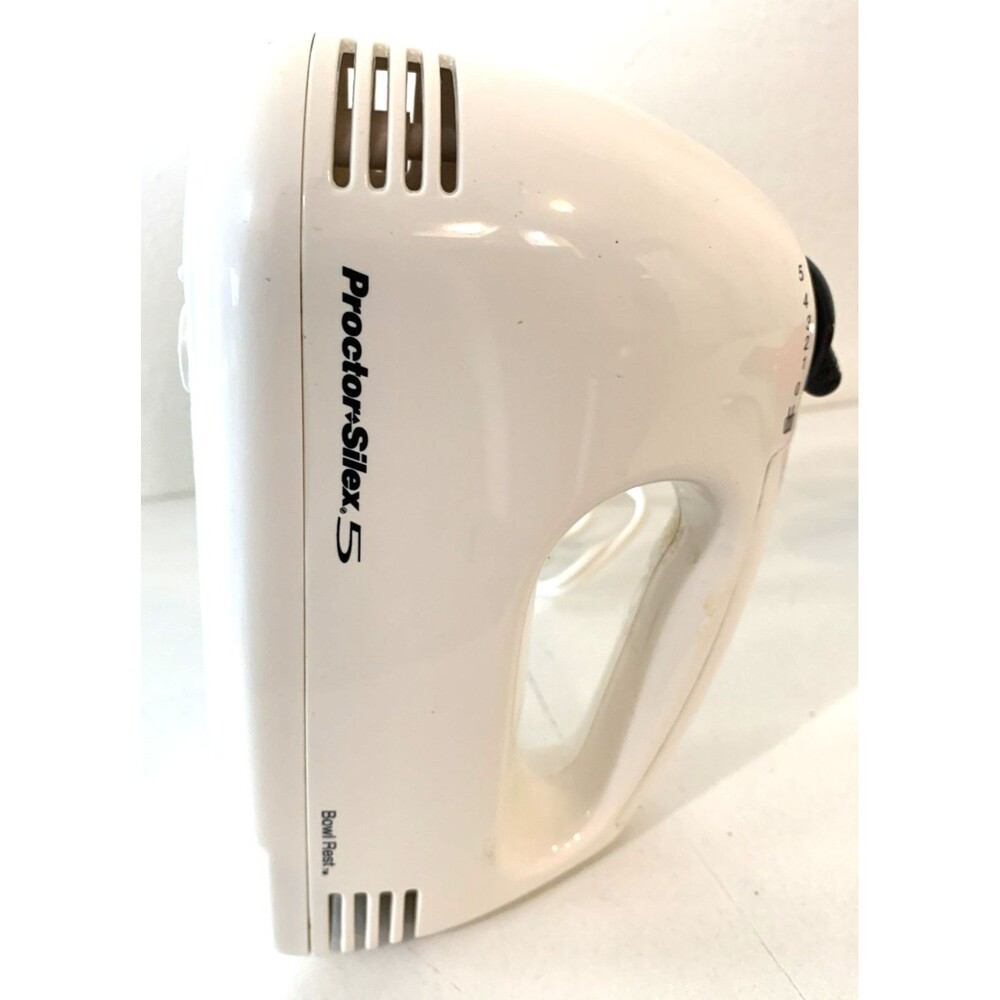 Proctor Silex White 5 speed Hand Mixer Model 62509R Bowl Rest VTG